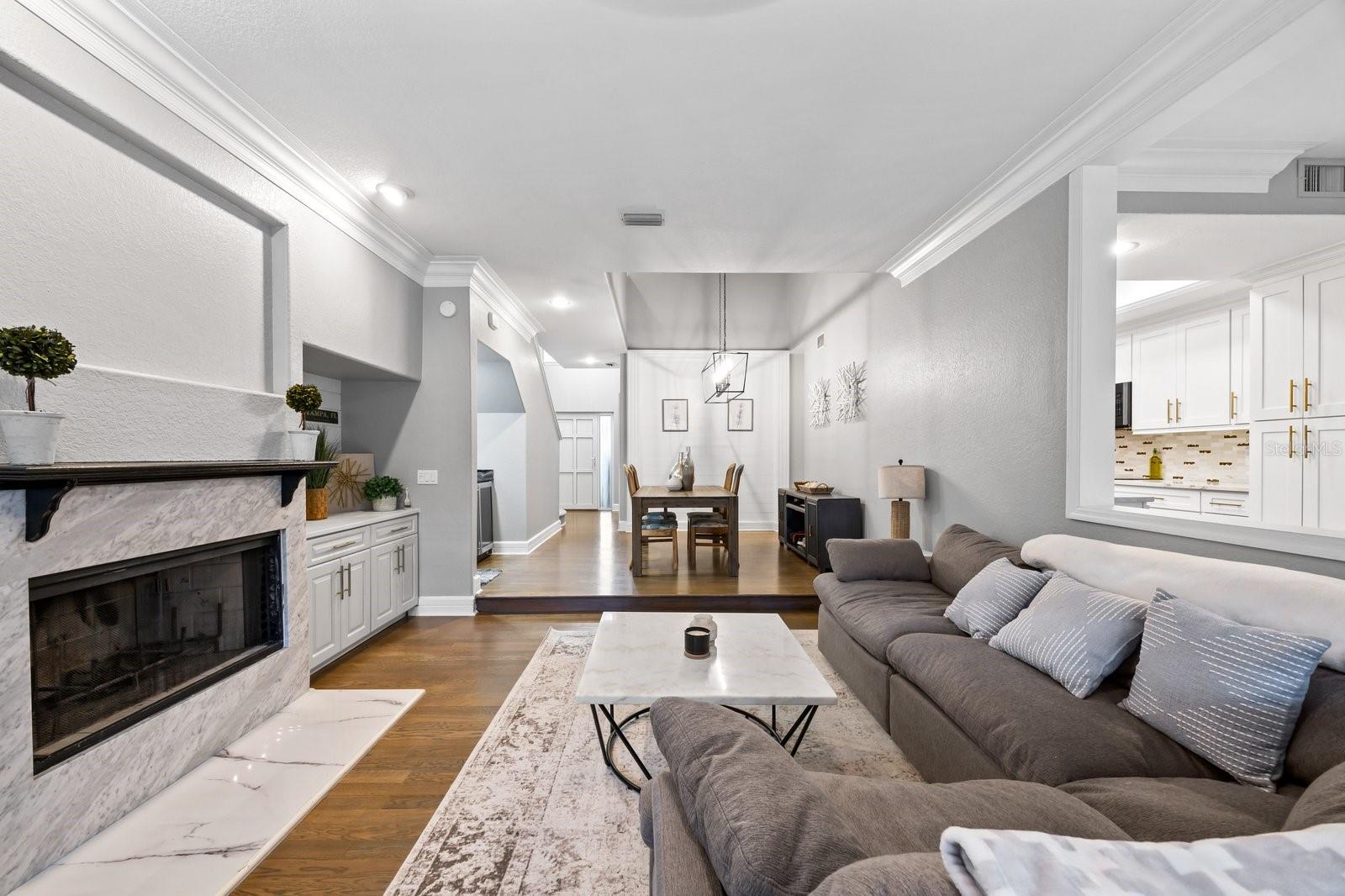 9722 TIFFANY OAKS LANE