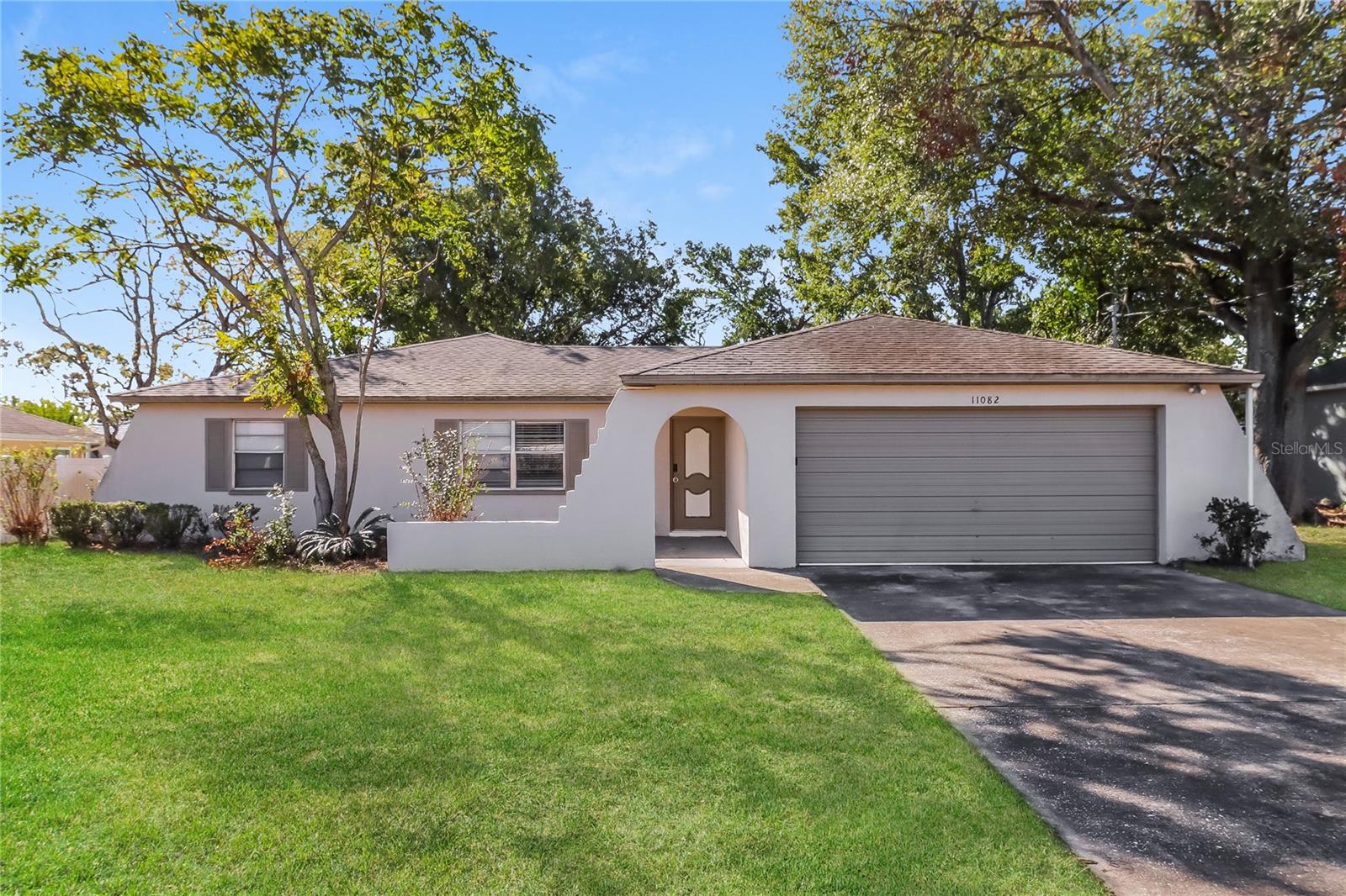 SPRING HILL UNIT 8 - Residential Lease