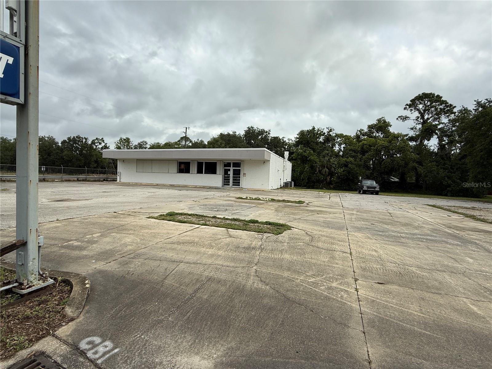 2153 STATE ROAD 44
