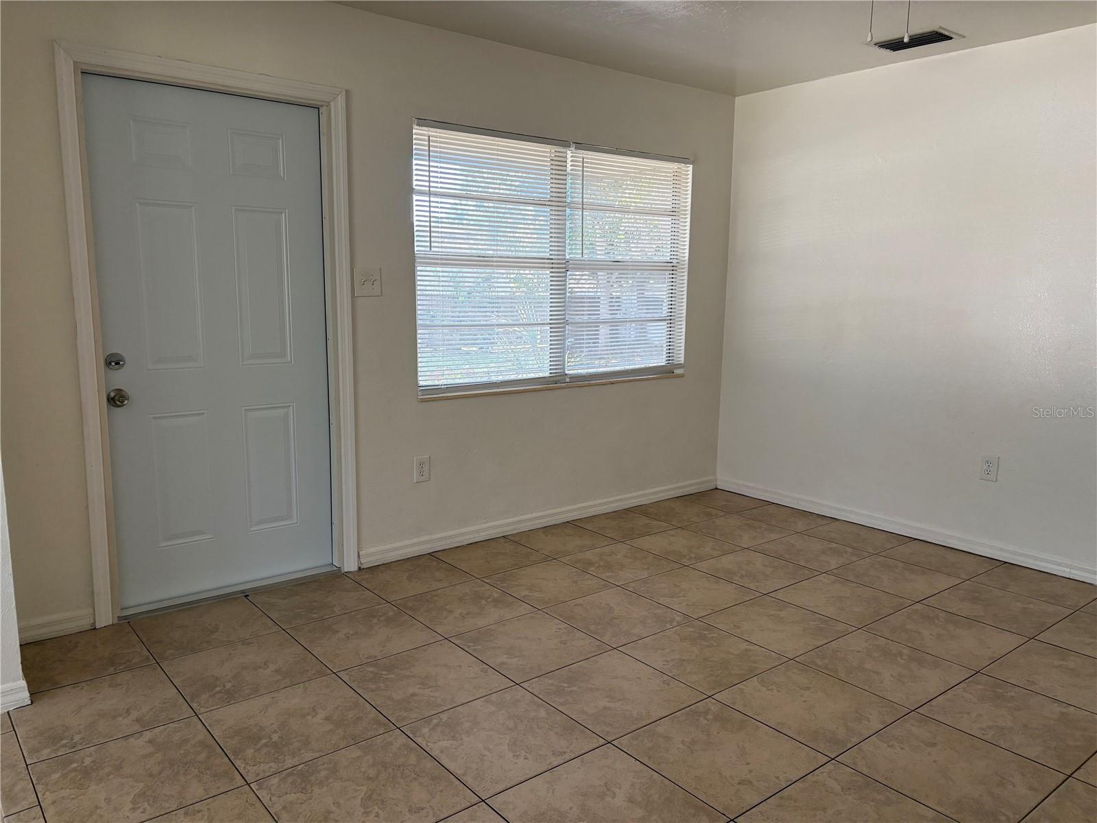 NORTH RIVERSIDE PARK - Residential Lease