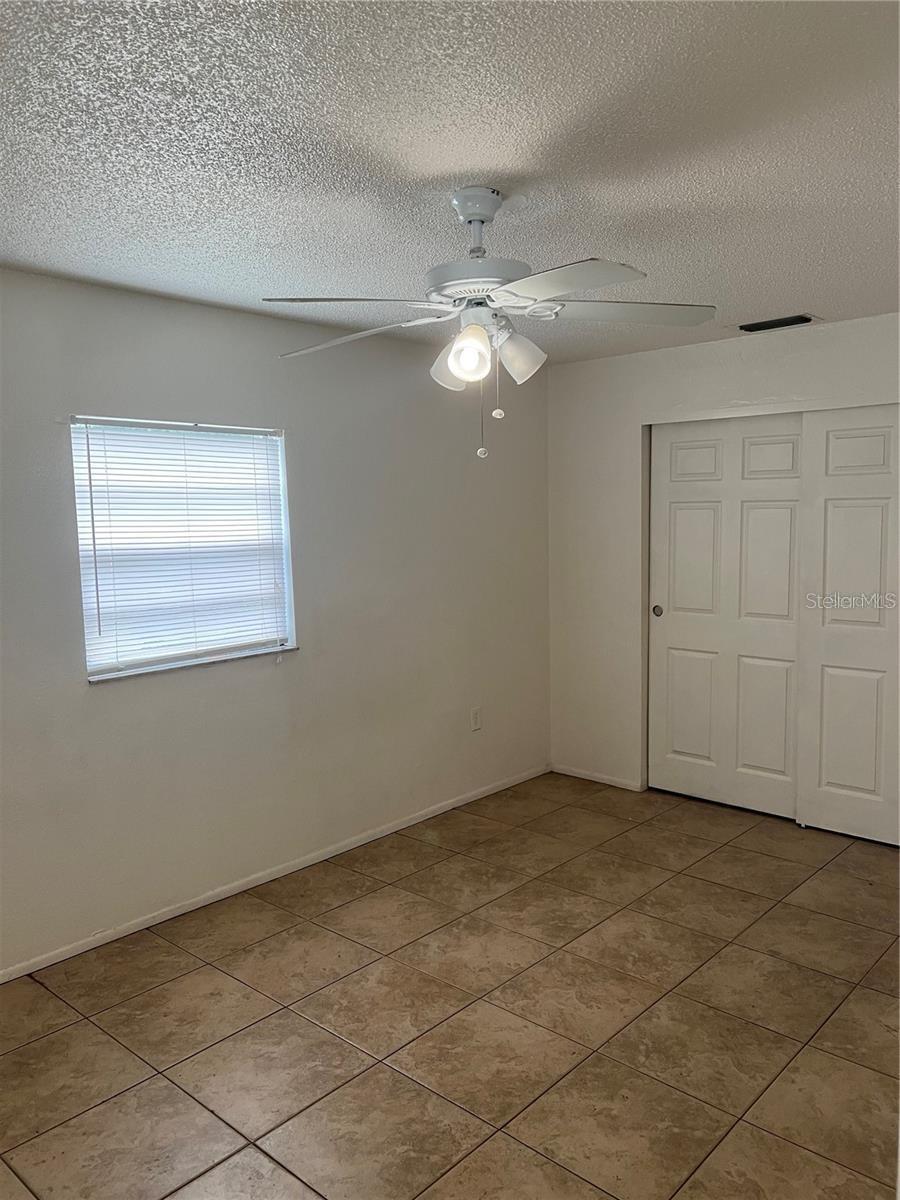 NORTH RIVERSIDE PARK - Residential Lease