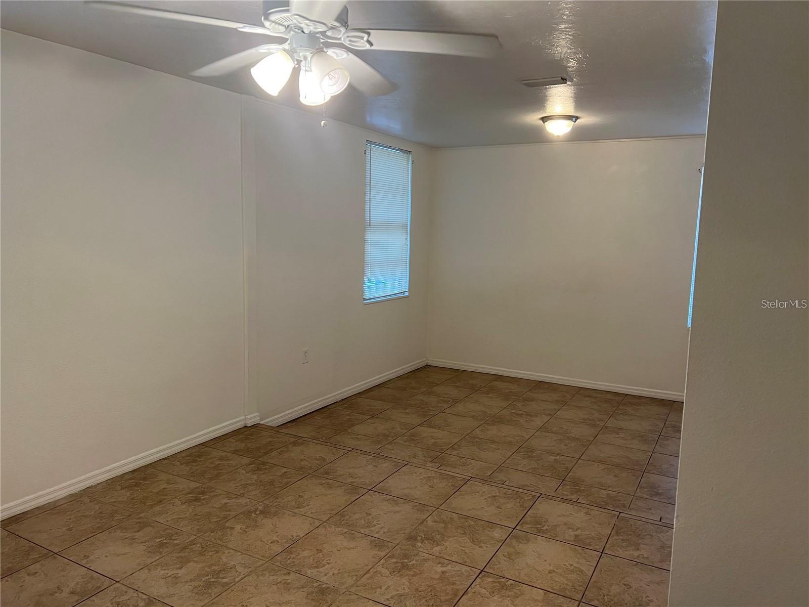 NORTH RIVERSIDE PARK - Residential Lease