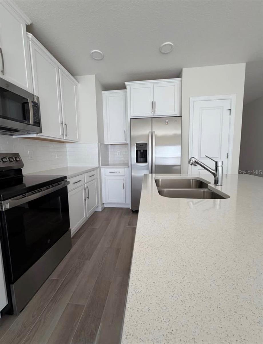 EDEN AT CROSS PRAIRIE PH 2 - Residential Lease