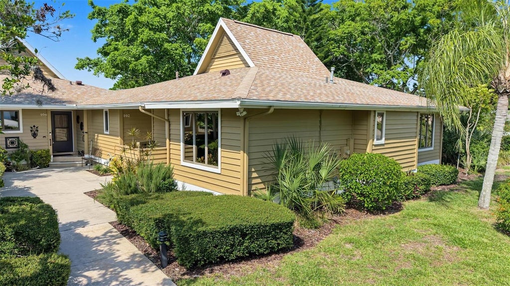 Photo of 992 Spinnaker Court, Tarpon Springs, FL 34689 (MLS # TB8552728)