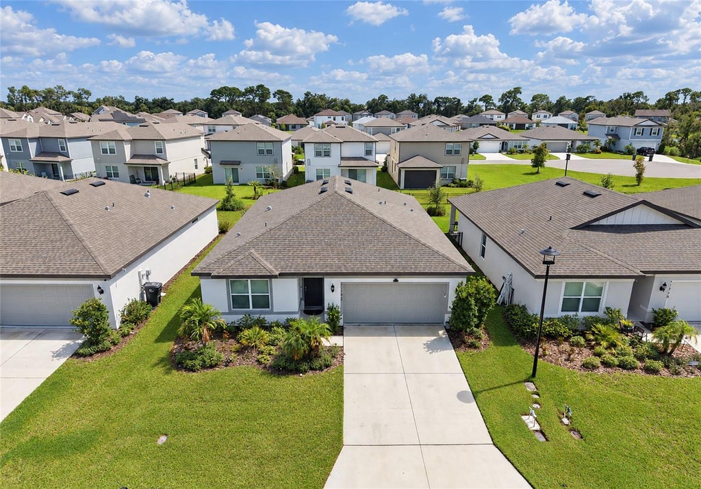 Photo of 11742 Moonsail Drive, Parrish, FL 34219 (MLS # A4705757)