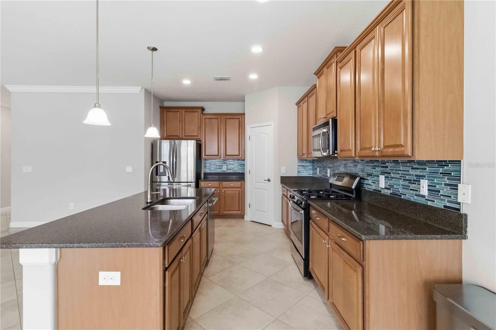 LA COLLINA PH 1A - Residential