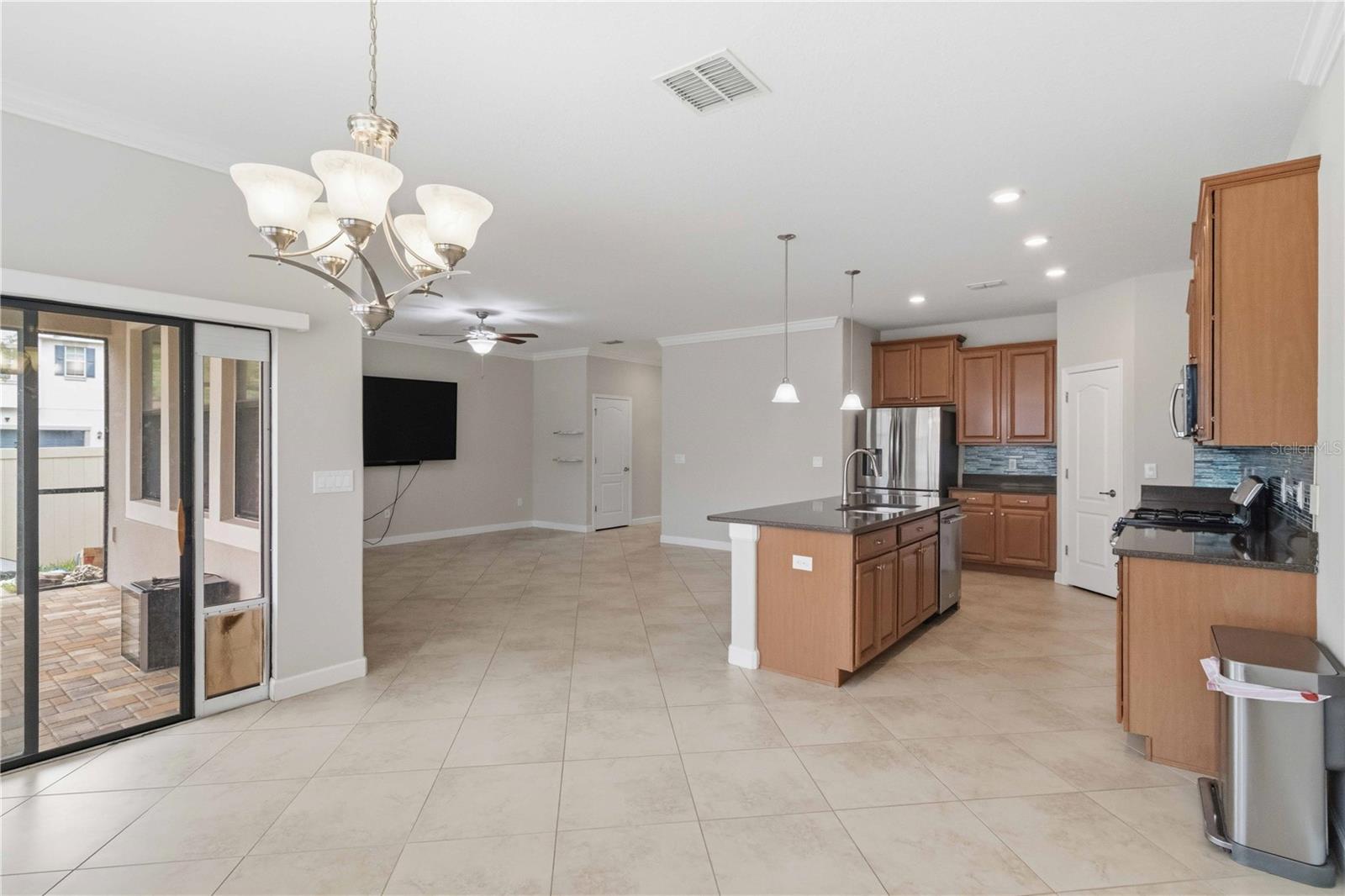 LA COLLINA PH 1A - Residential