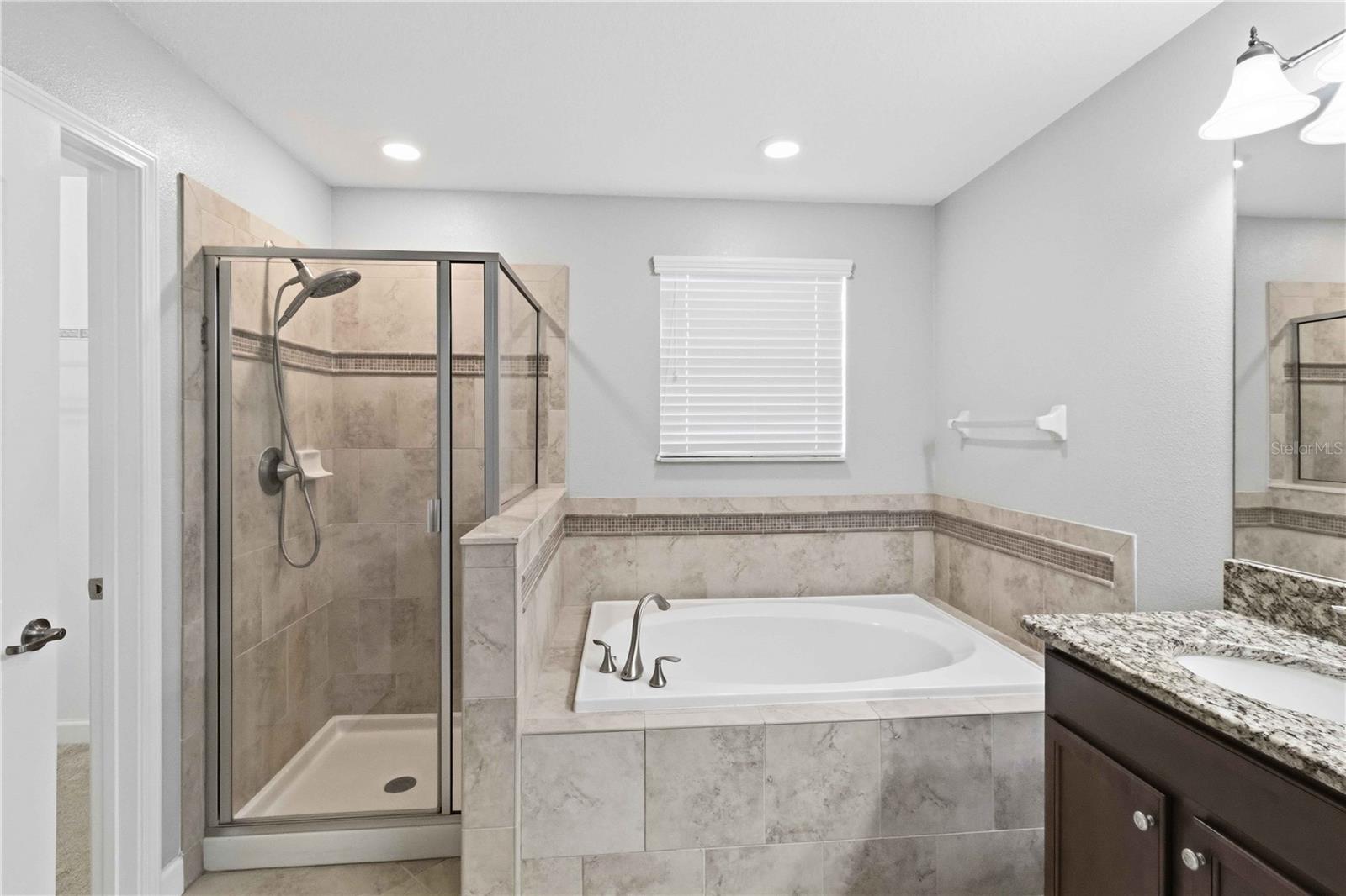 LA COLLINA PH 1A - Residential