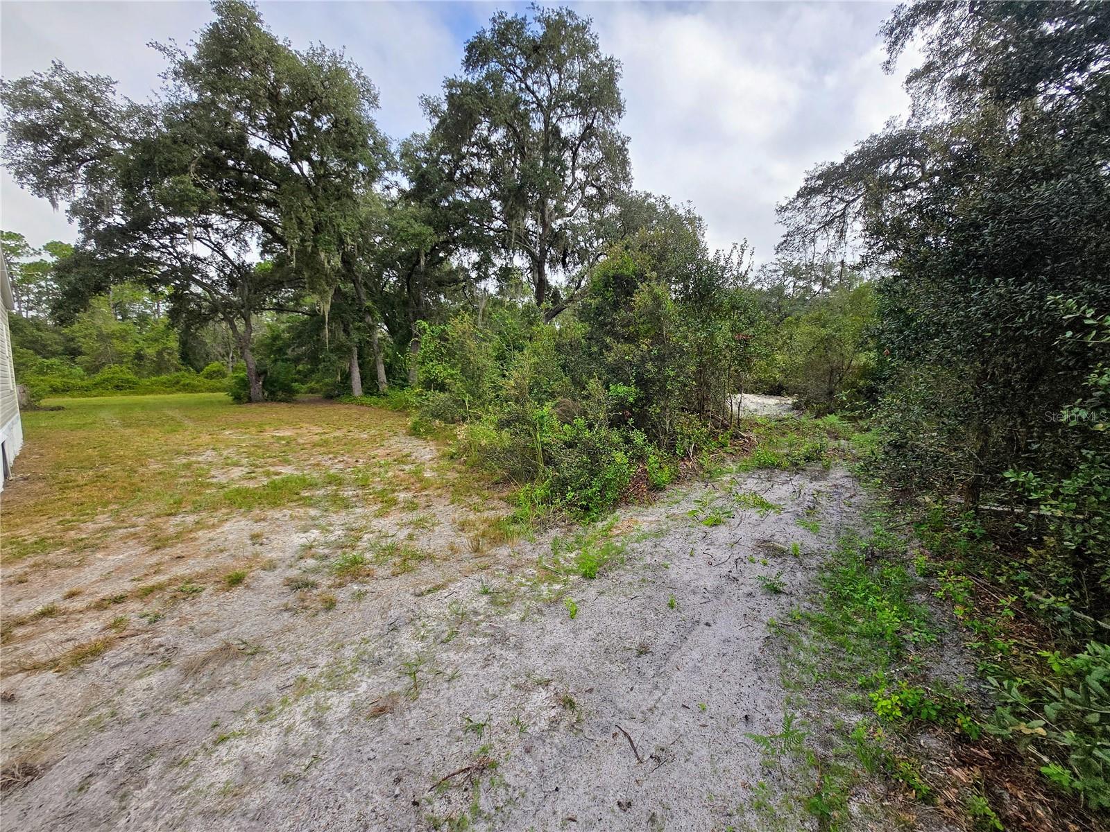 FLORIDA HIGHLANDS - Residential