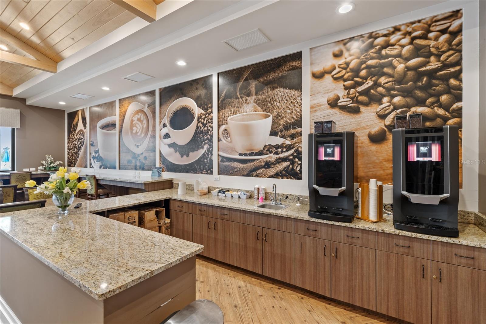 SARASOTA NATIONAL PH 9-B - Residential