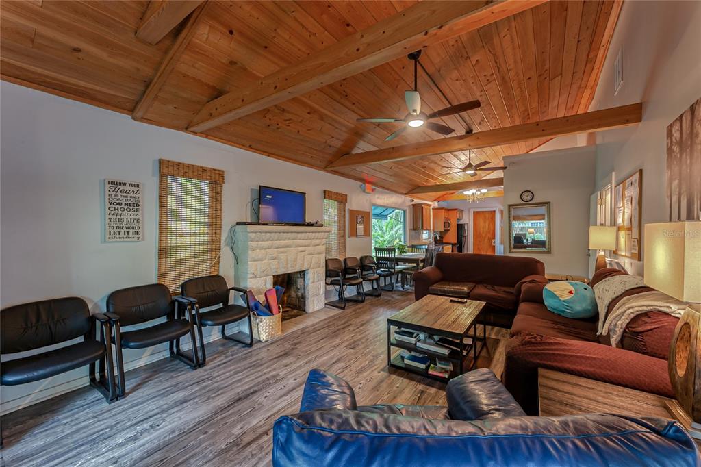 WAVERLY PLACE 2-19 D - Residential Income