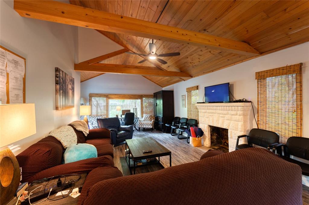 WAVERLY PLACE 2-19 D - Residential Income