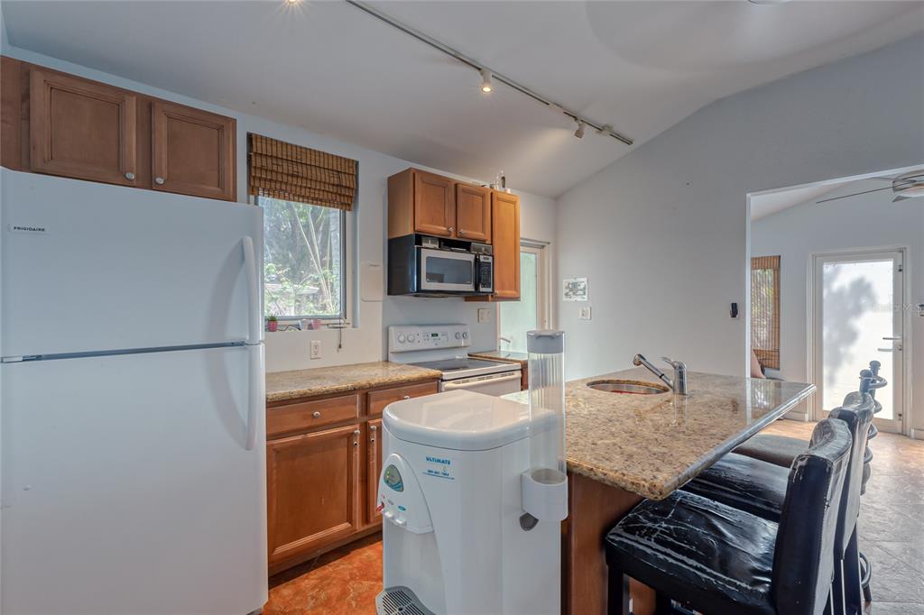 WAVERLY PLACE 2-19 D - Residential Income