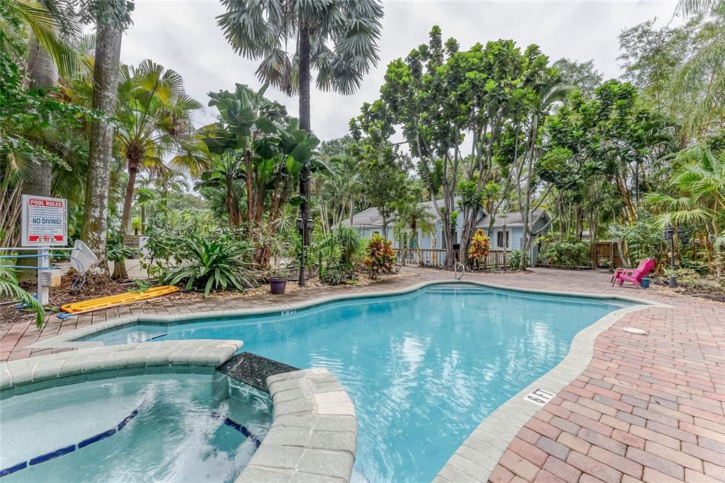 WAVERLY PLACE 2-19 D - Residential Income
