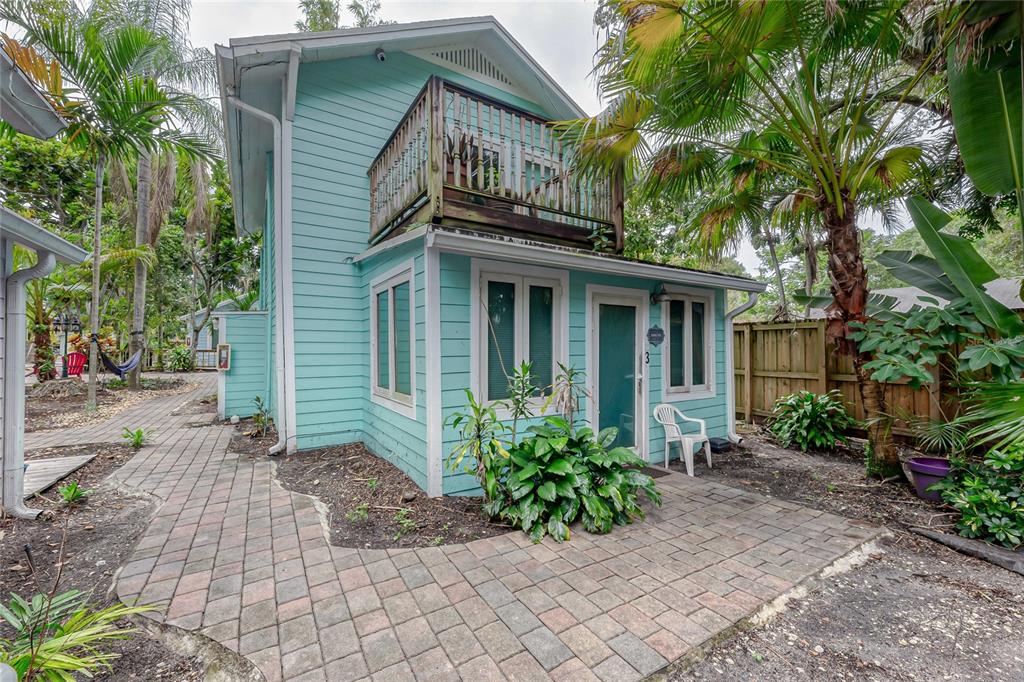 WAVERLY PLACE 2-19 D - Residential Income