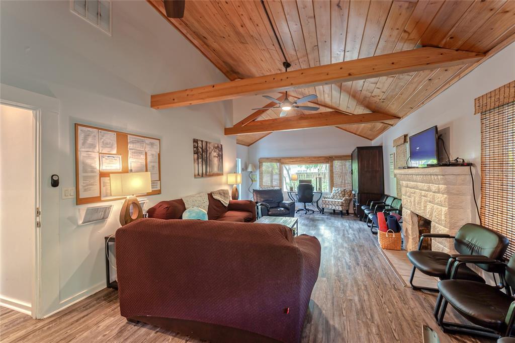 WAVERLY PLACE 2-19 D - Residential Income