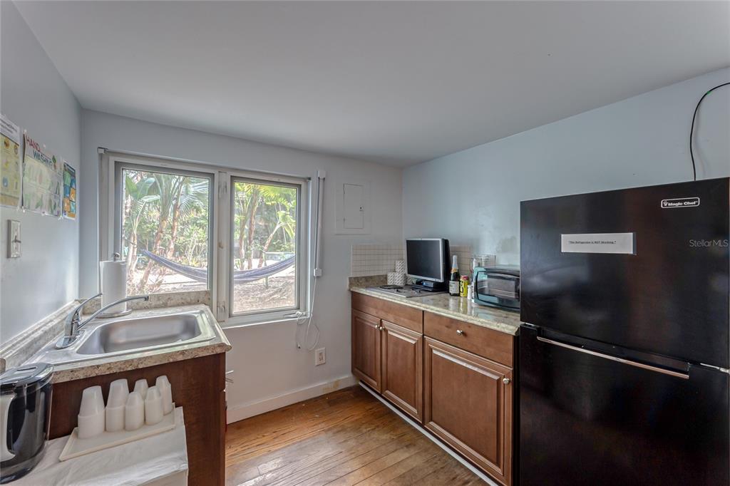 WAVERLY PLACE 2-19 D - Residential Income