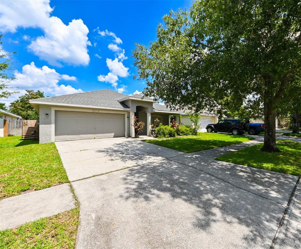 Photo of 4517 Wild Plum Lane, Lutz, FL 33558 (MLS # TB8502775)