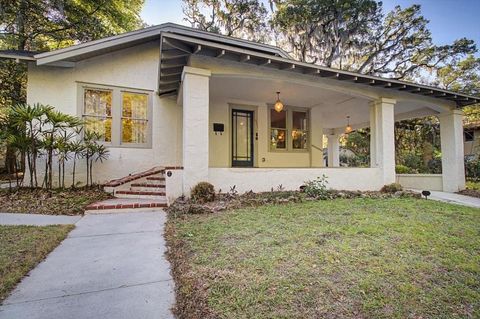 Photo of 421 NE Blvd, Gainesville, FL 32601 (MLS # G5109372)