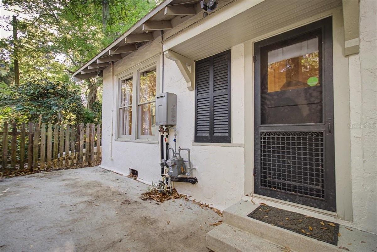 DUCK POND - Residential