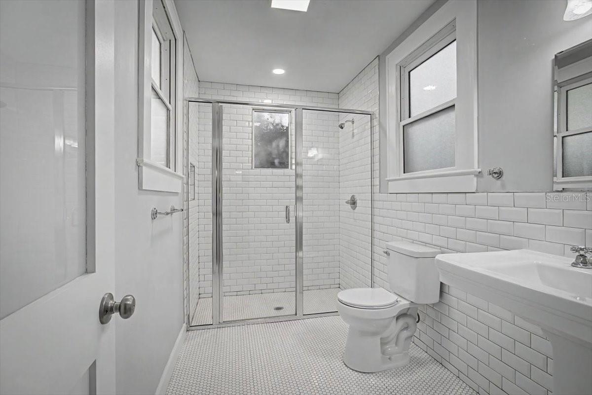 DUCK POND - Residential