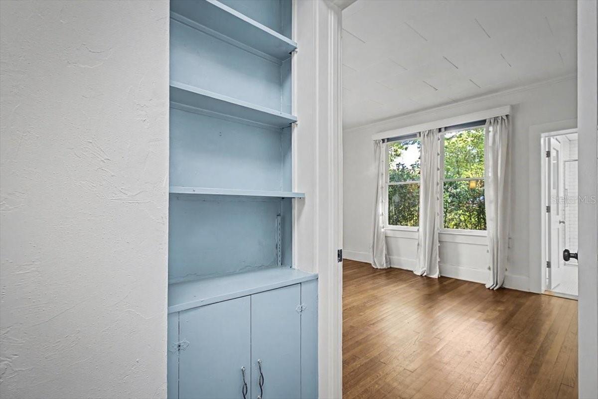 DUCK POND - Residential