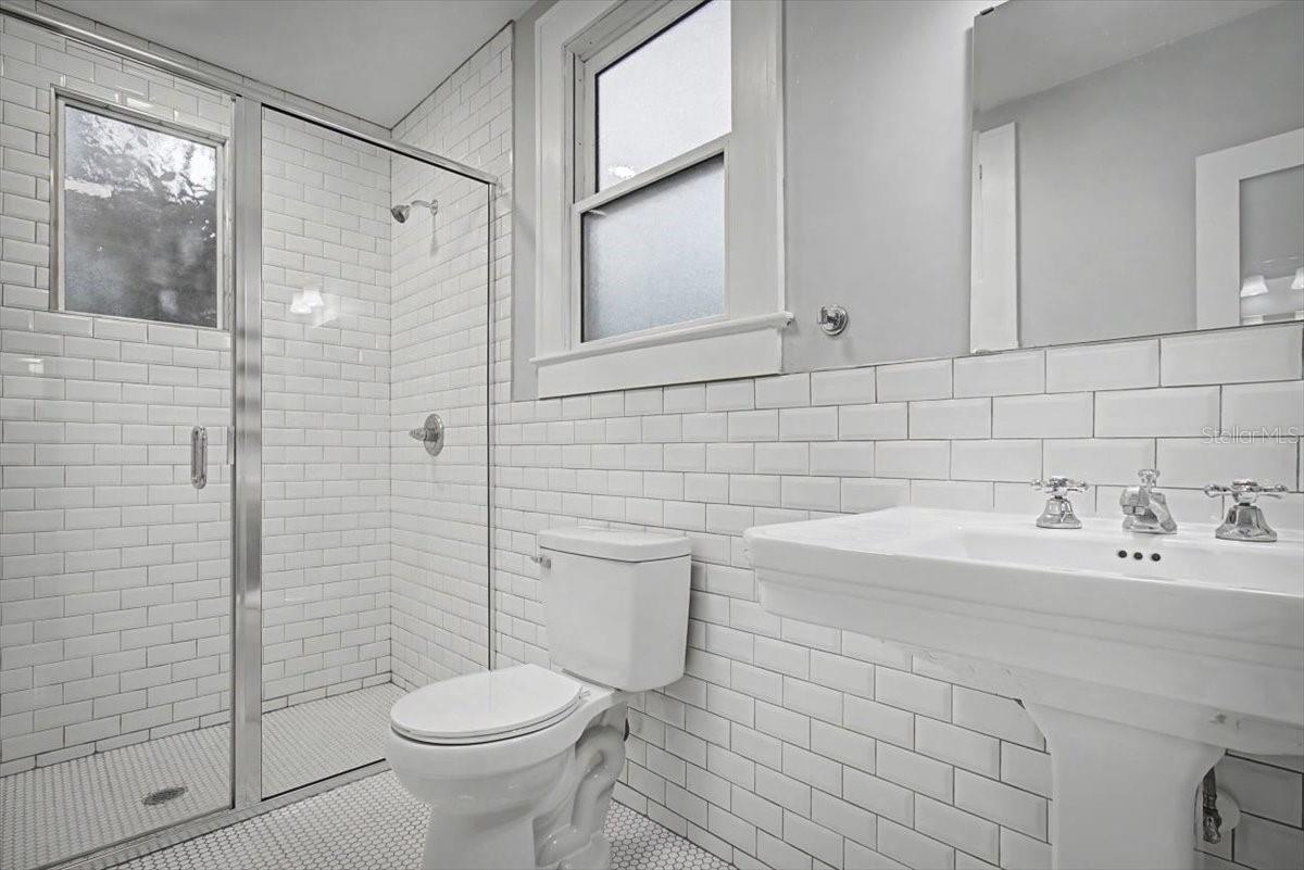 DUCK POND - Residential