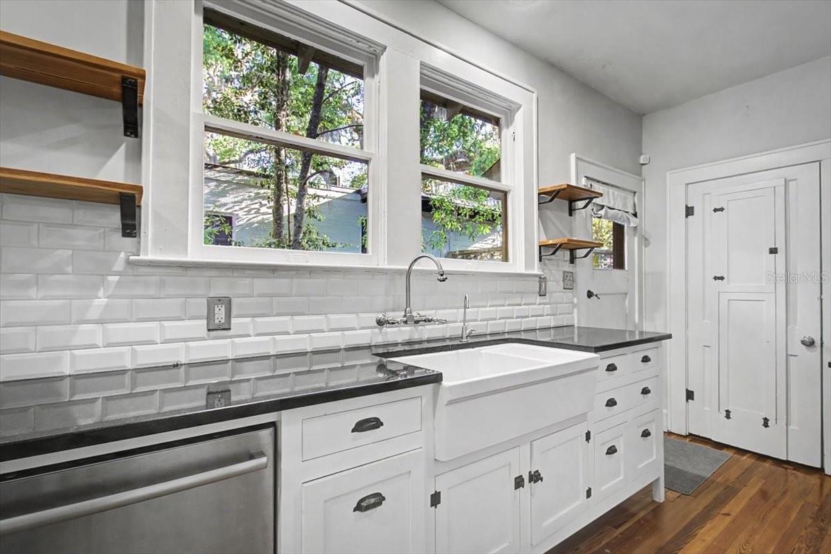 DUCK POND - Residential