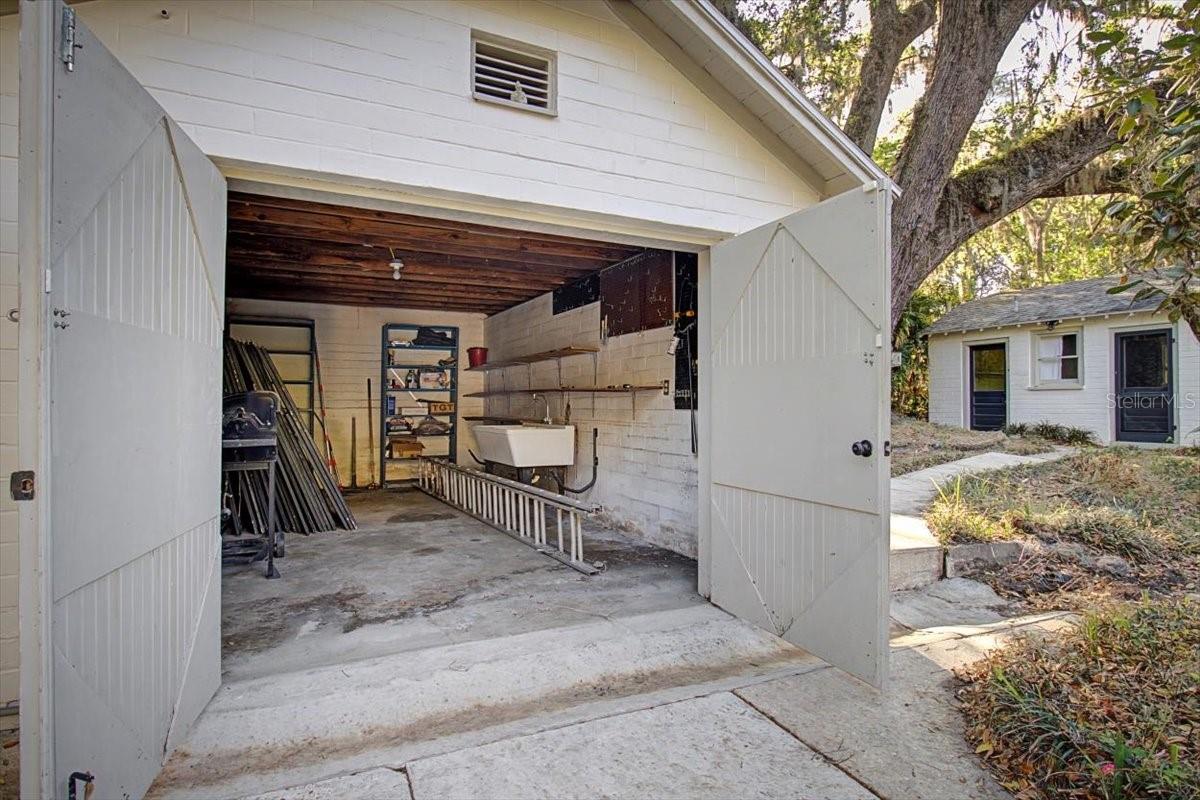 DUCK POND - Residential