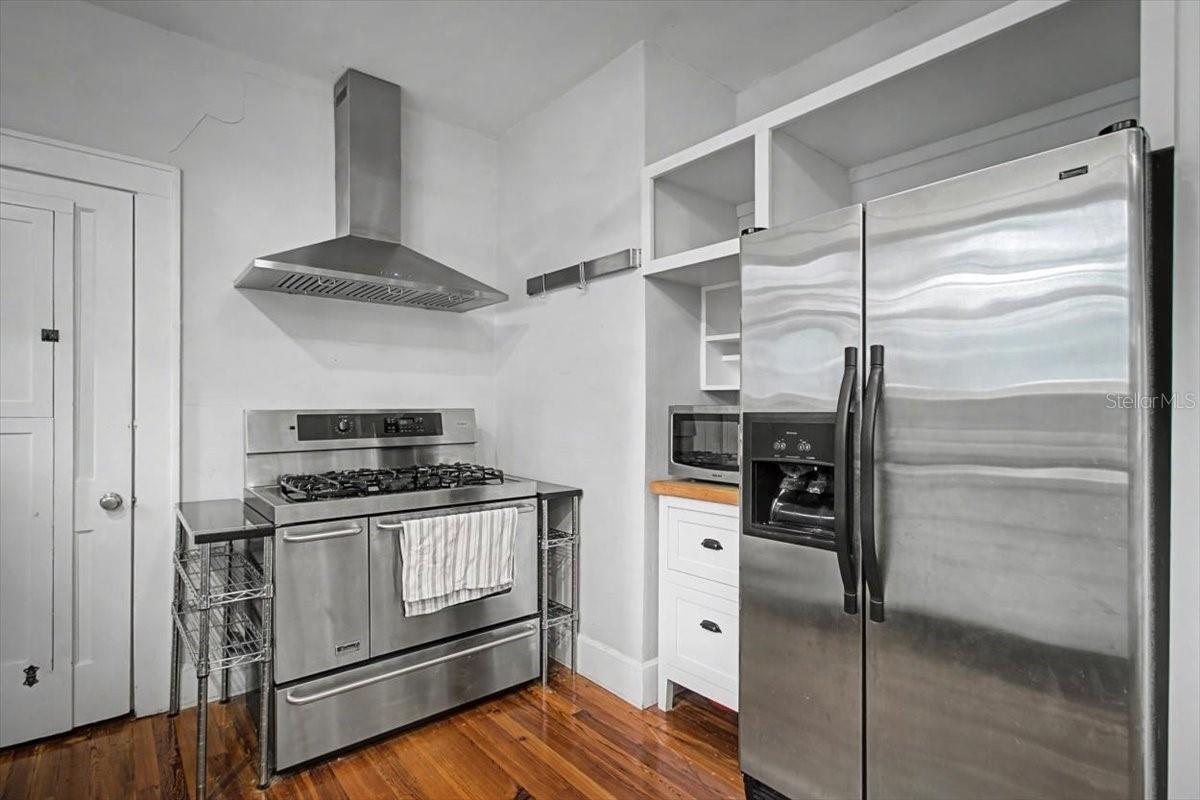 DUCK POND - Residential