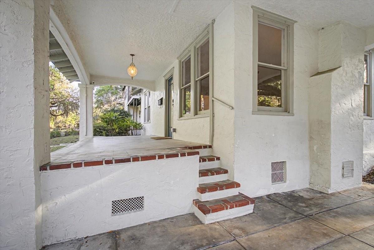 DUCK POND - Residential