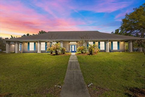 Photo of 6482 SW 80th Avenue, Trenton, FL 32693 (MLS # GC529612) Photo of 6482 SW 80th Avenue, Trenton, FL 32693 (MLS # GC529612)