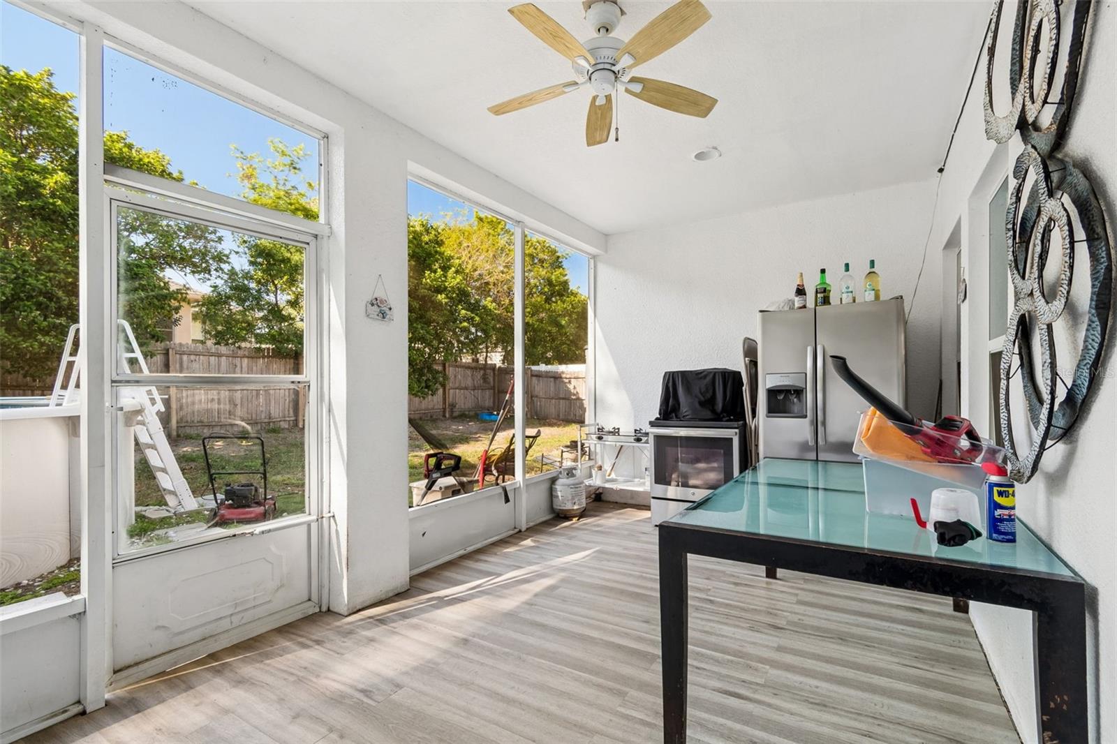 SPRING HILL - Residential