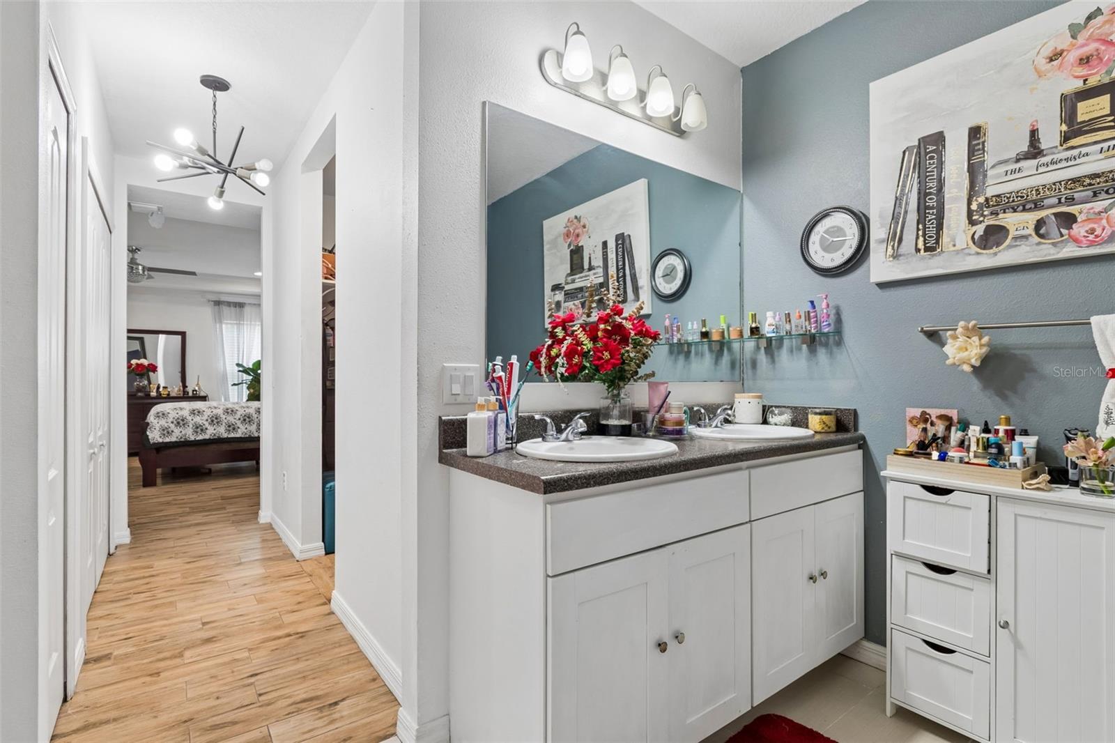 SPRING HILL - Residential