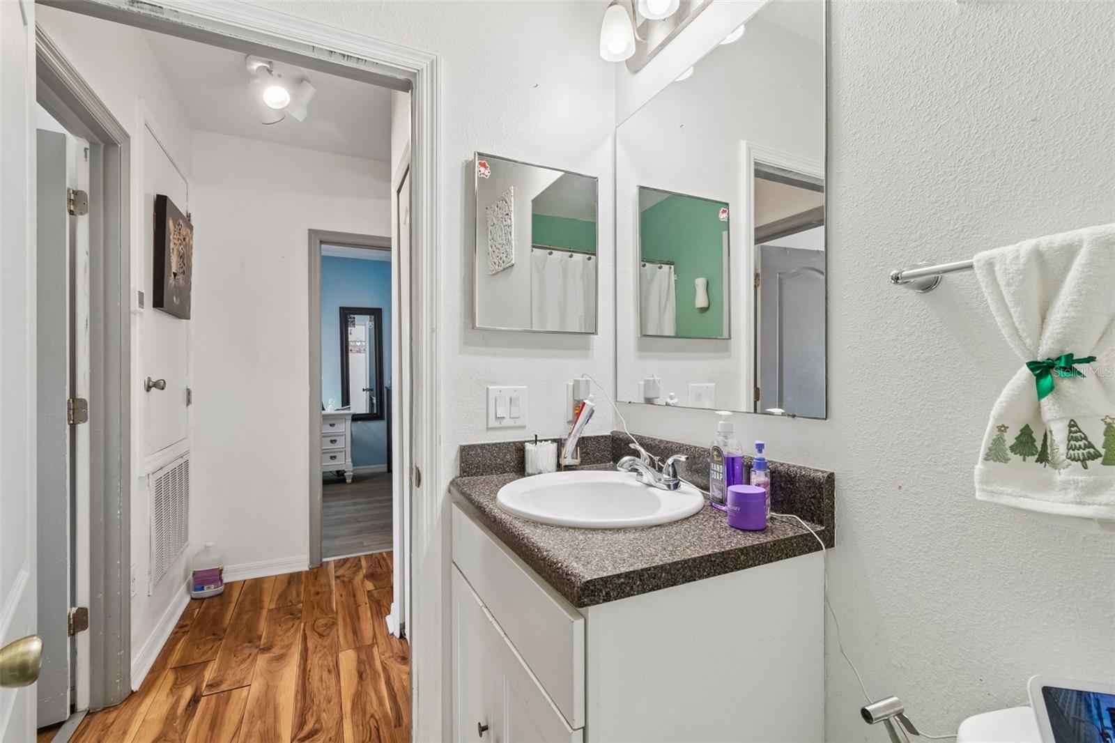 SPRING HILL - Residential