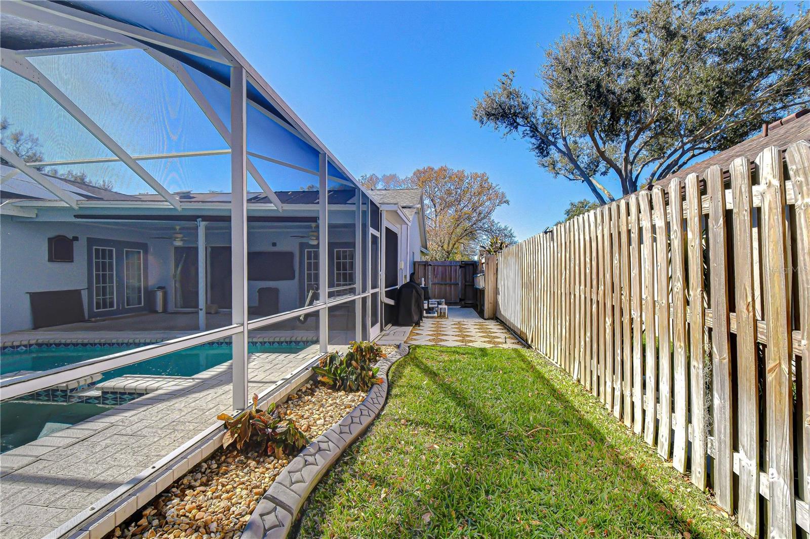 RANDOM OAKS PH I - Residential