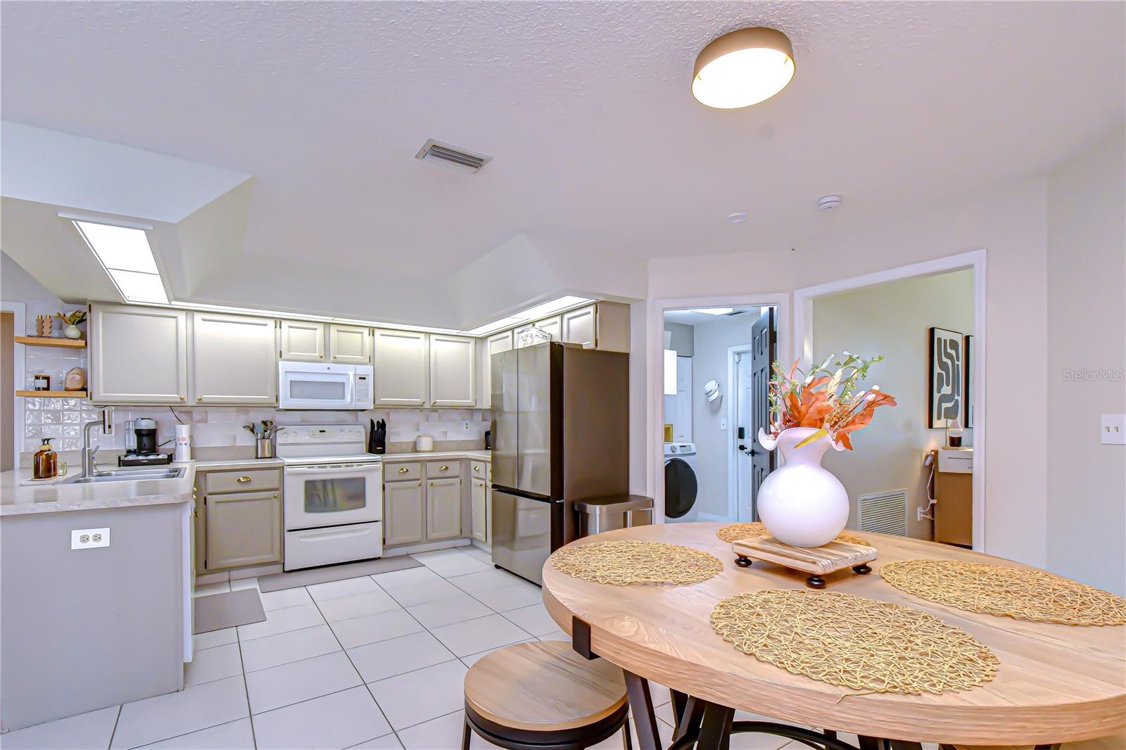 RANDOM OAKS PH I - Residential