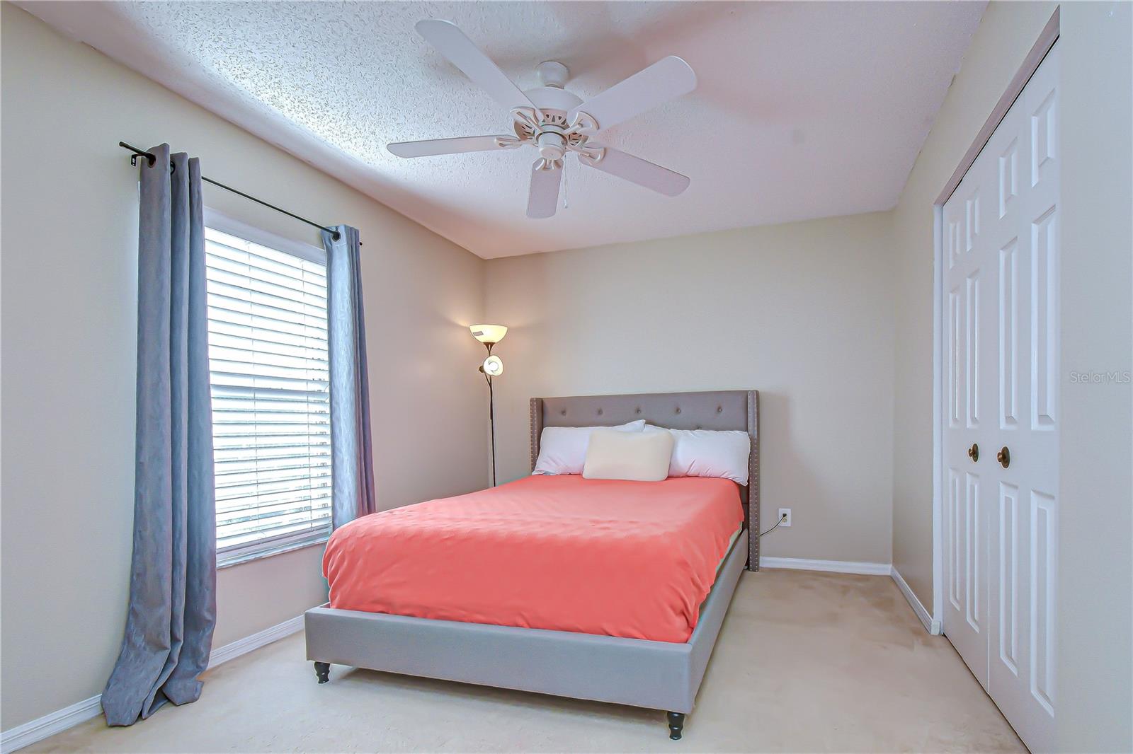 RANDOM OAKS PH I - Residential