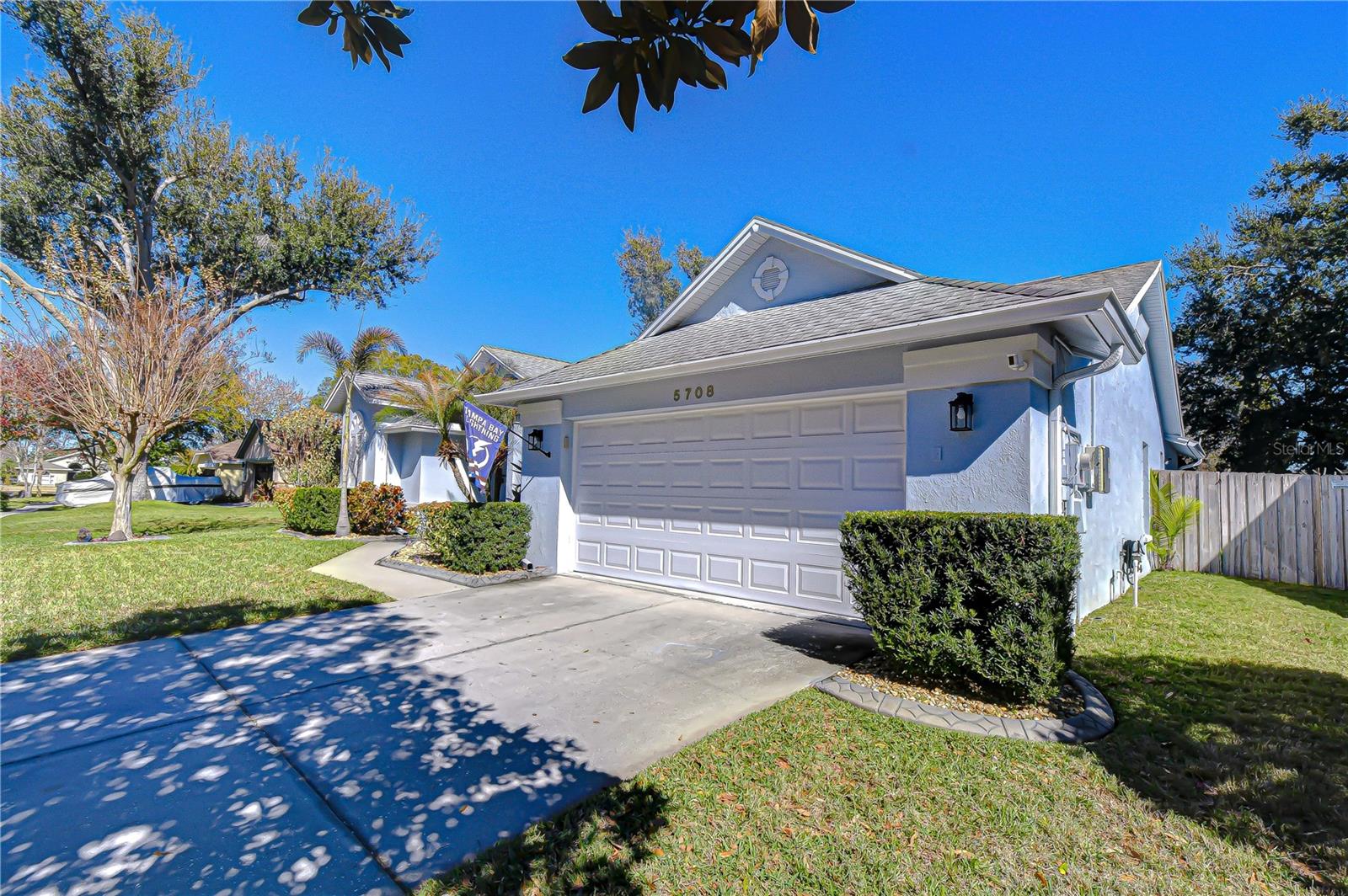 RANDOM OAKS PH I - Residential