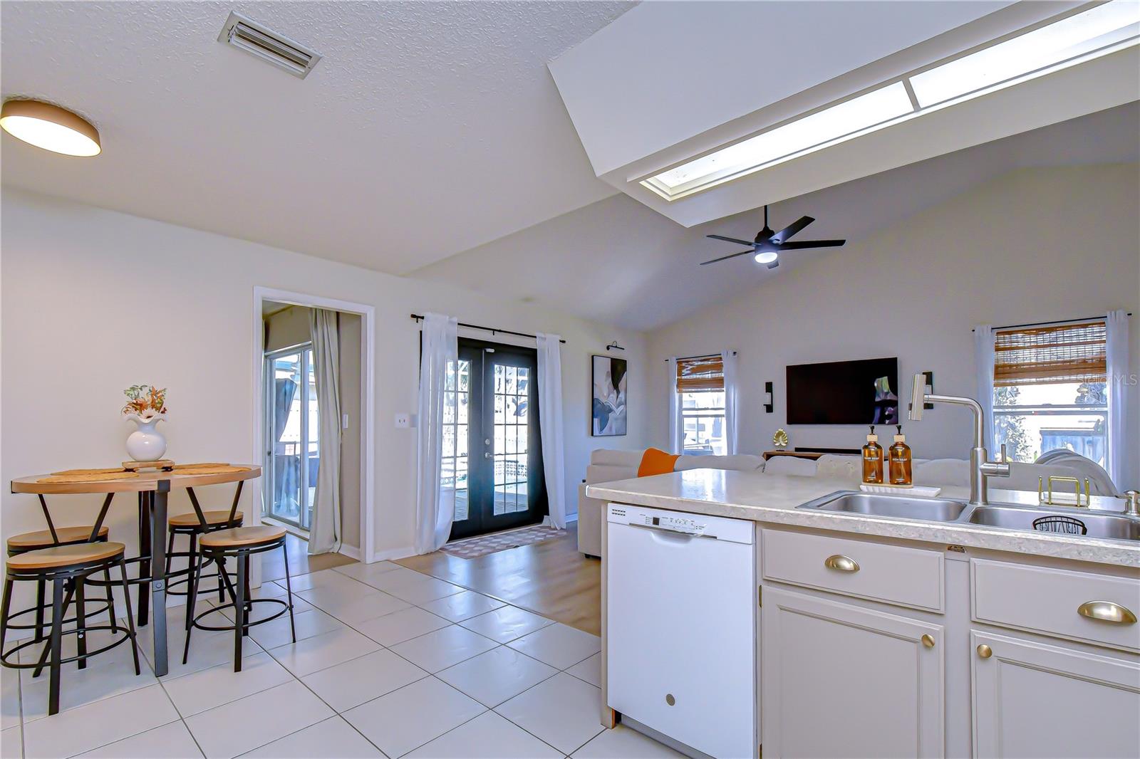 RANDOM OAKS PH I - Residential