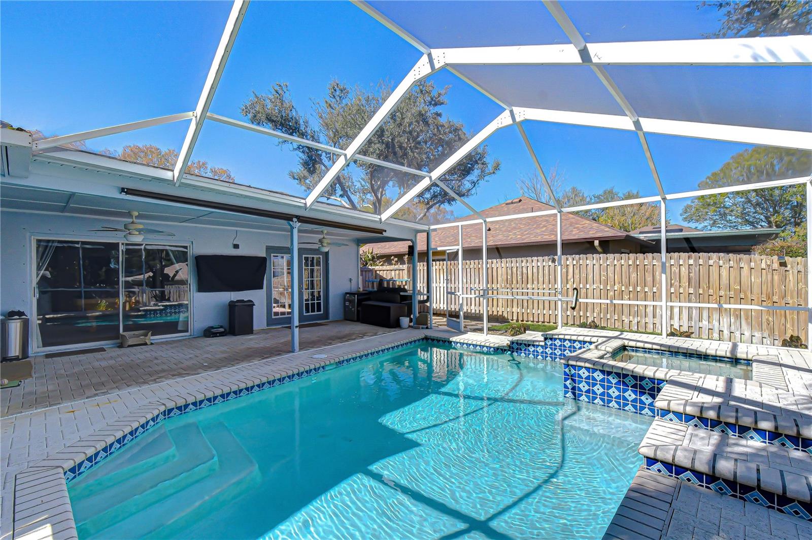 RANDOM OAKS PH I - Residential