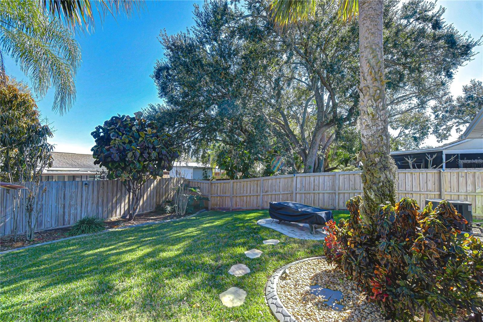 RANDOM OAKS PH I - Residential