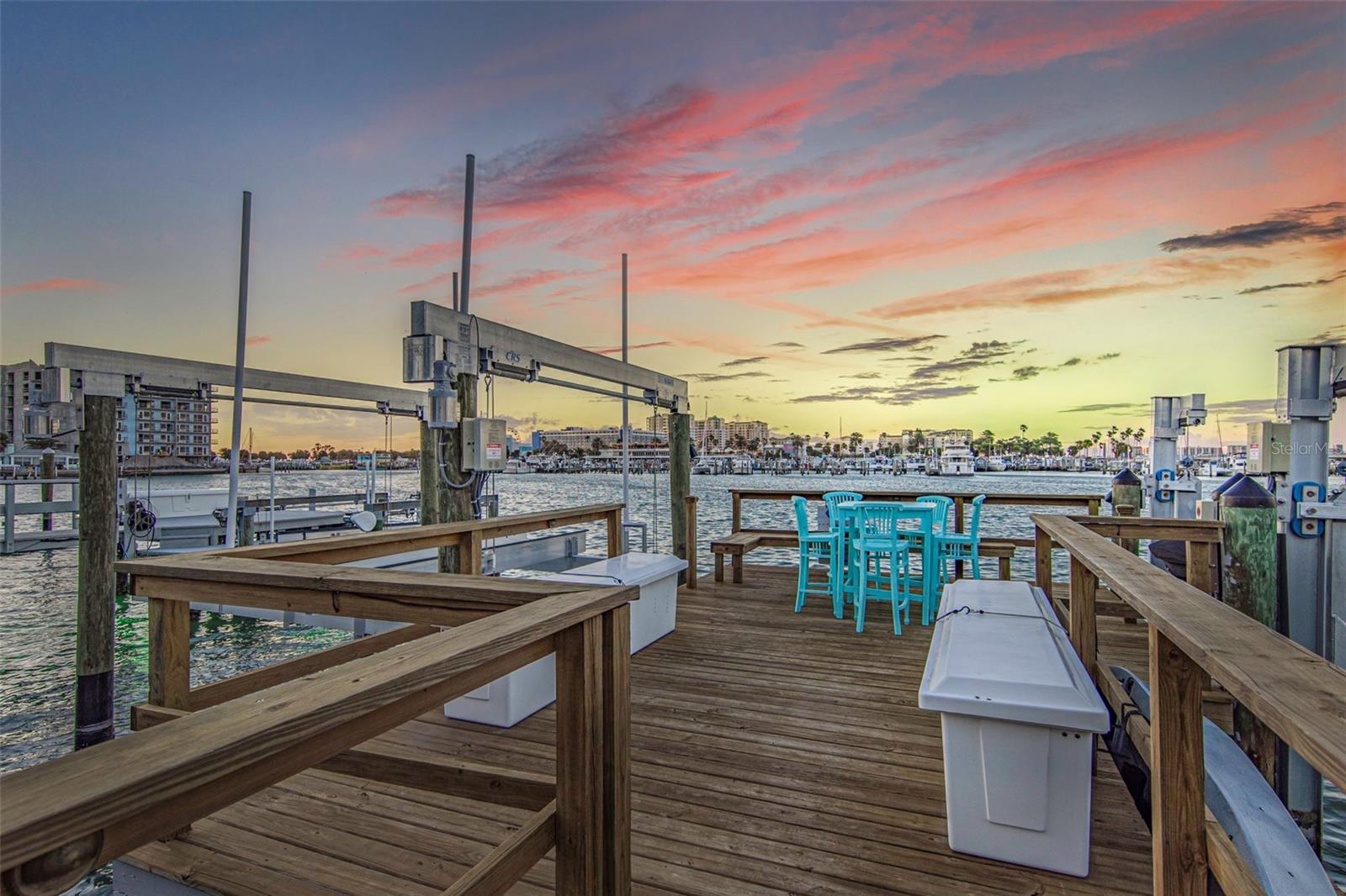 BAYSIDE SUB - Residential