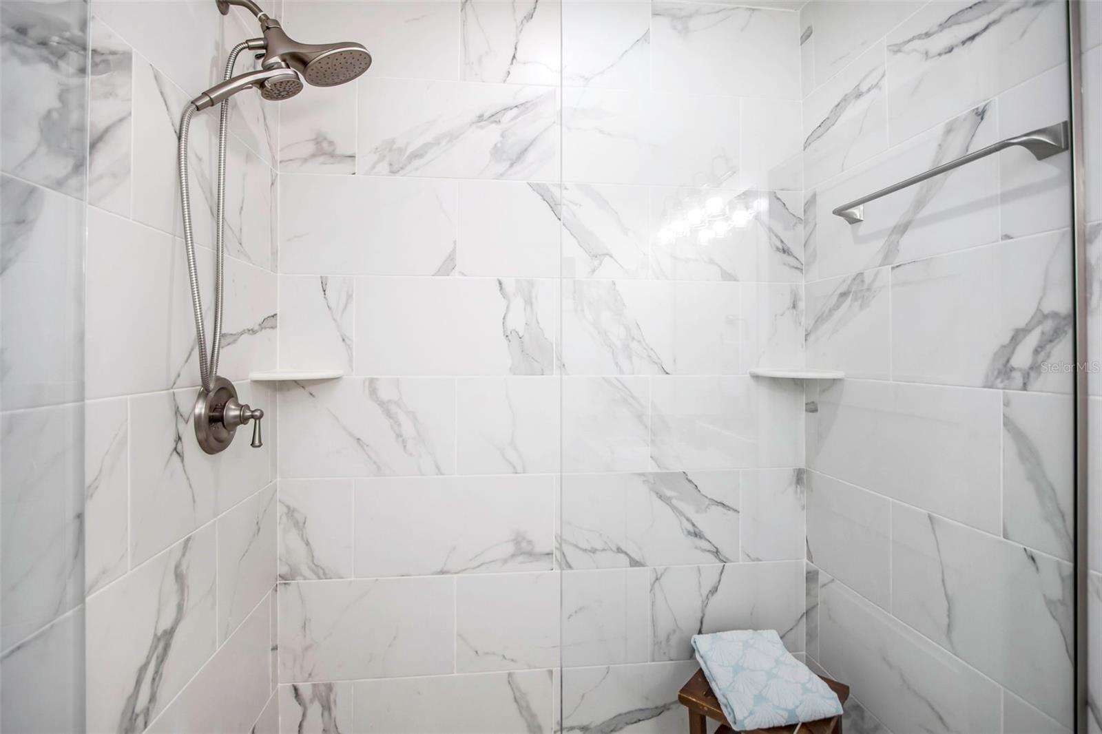 BAYSIDE SUB - Residential