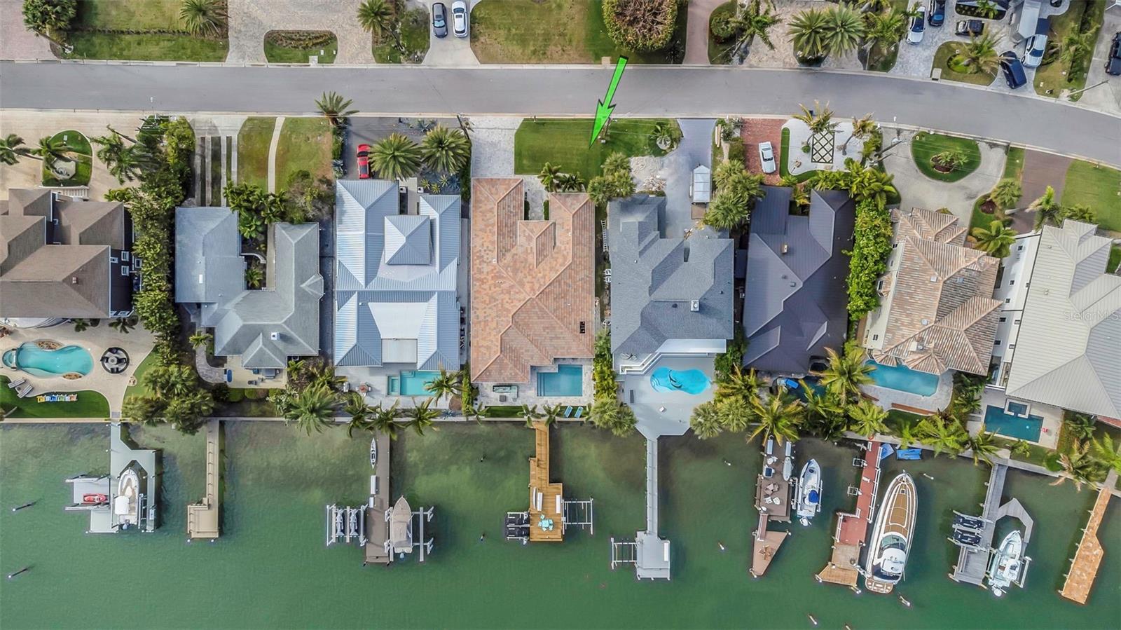 BAYSIDE SUB - Residential