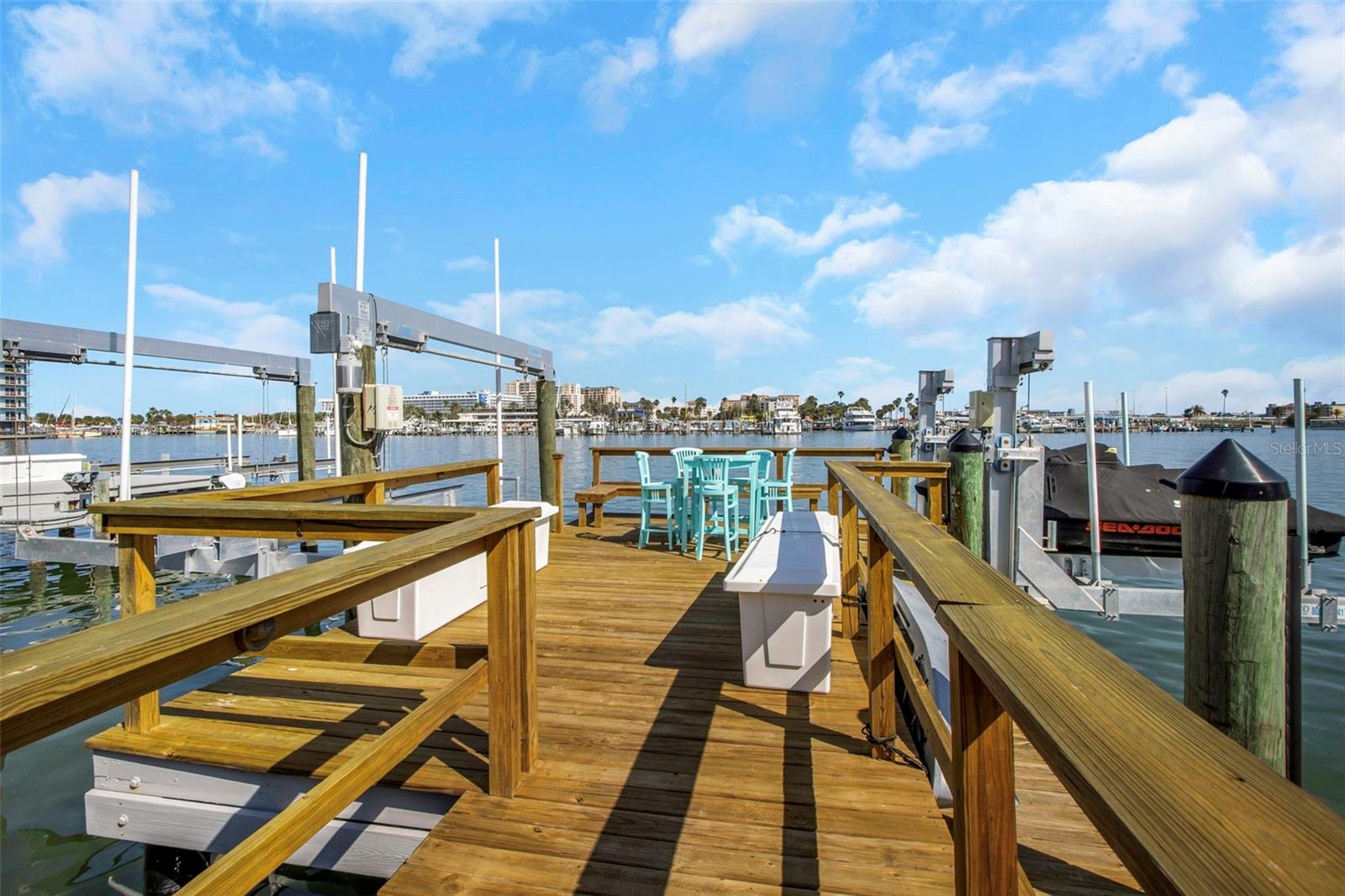 BAYSIDE SUB - Residential