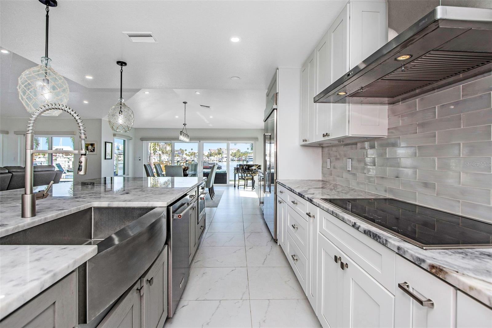 BAYSIDE SUB - Residential