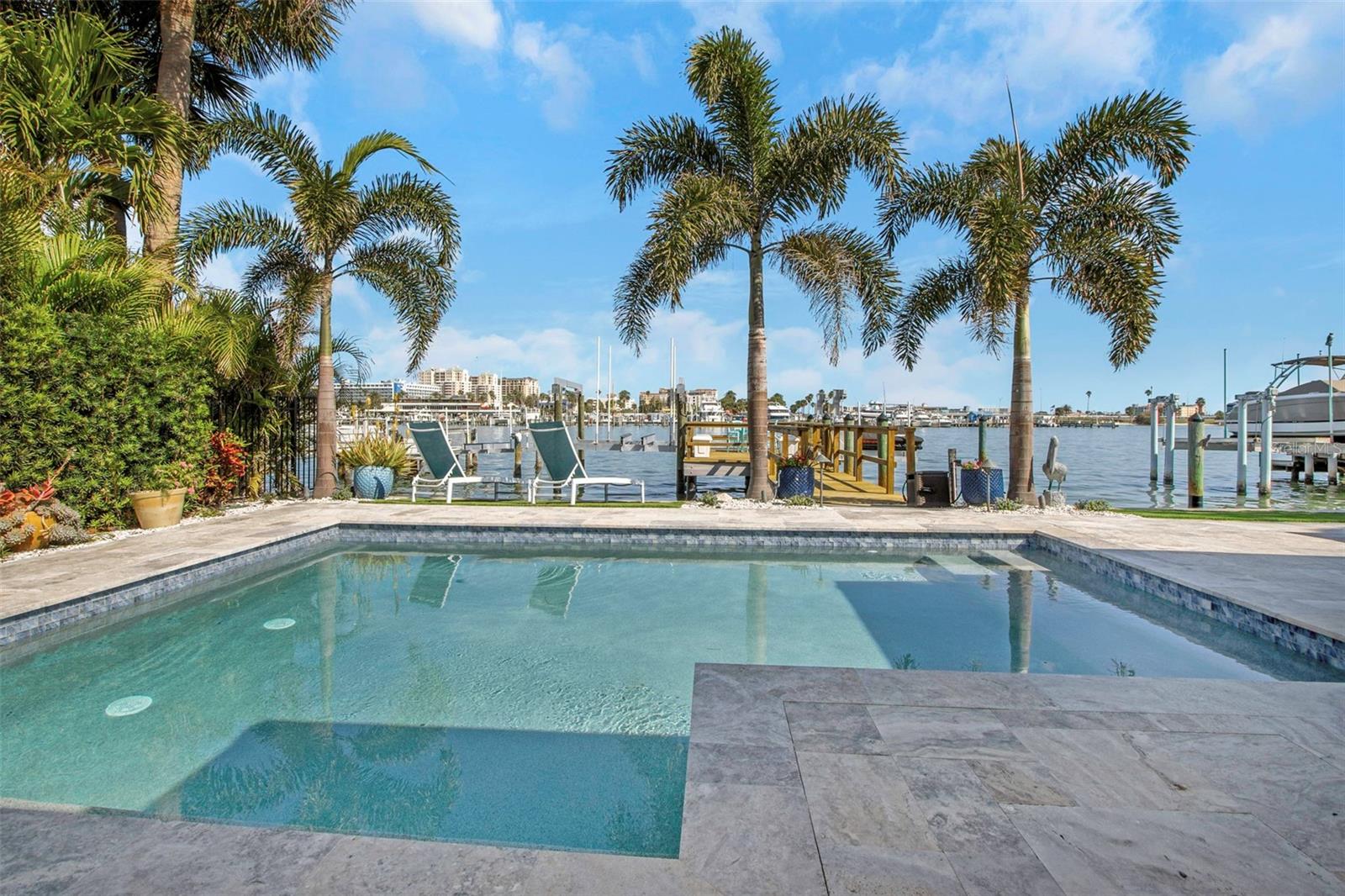 BAYSIDE SUB - Residential