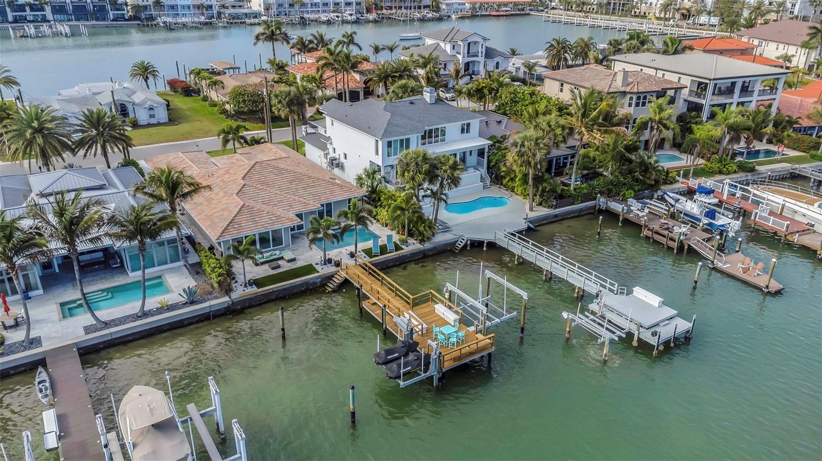 BAYSIDE SUB - Residential