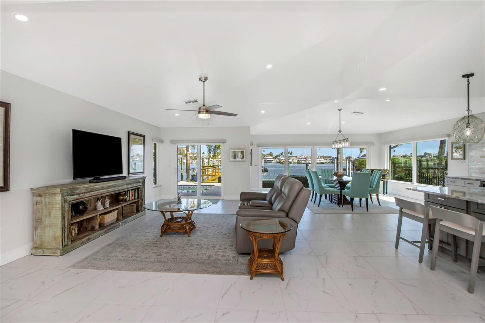 BAYSIDE SUB - Residential